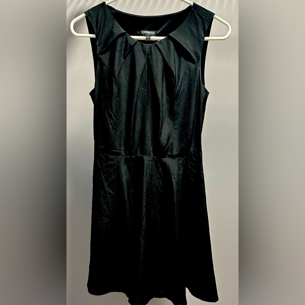 EXPRESS size 4 Black Sleeveless Dress.